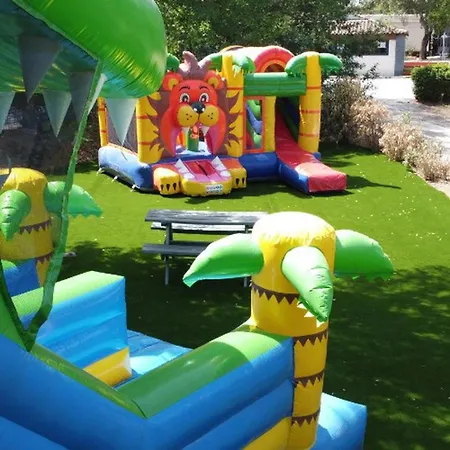 Tente Avec Terrasse & Jacuzzi Prive - - Api-1-52-1718 * Grimaud