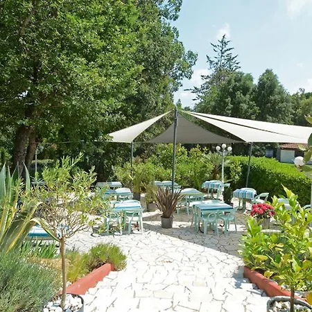 Kemp Tente Avec Terrasse & Jacuzzi Prive - - Api-1-52-1718 *